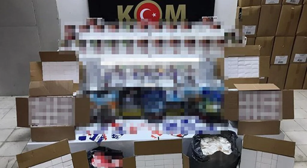 Samsun'da paketler halinde kaçak sigara mamulleri ele geçirildi