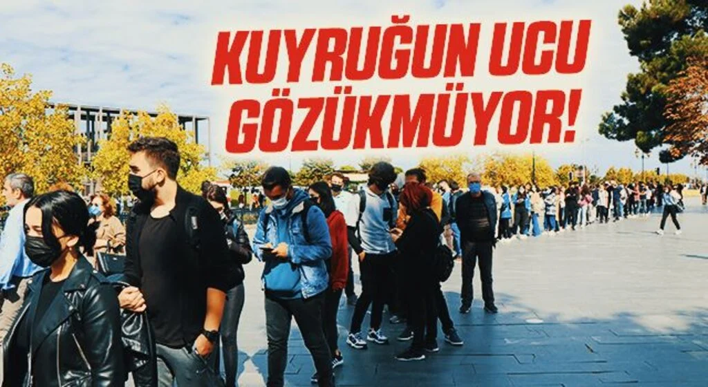 Samsun'da Samkart gişelerinde uzun kuyruk