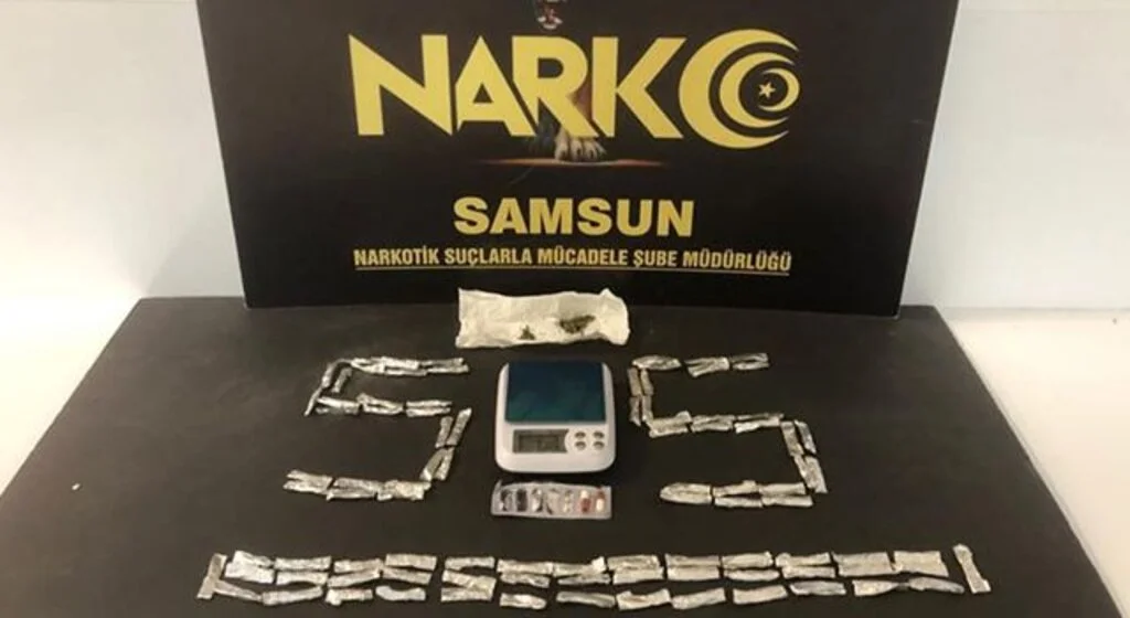 Samsun'da Satışa hazır uyuşturucu paketleriyle yakalandı