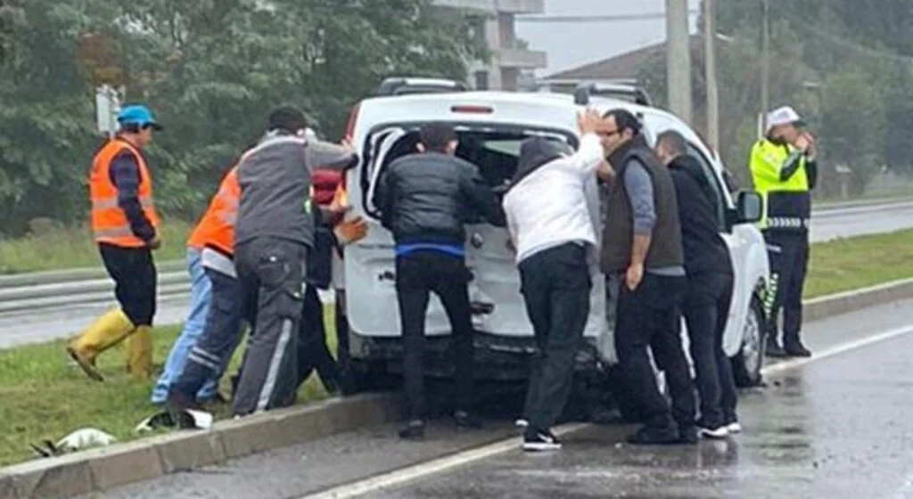 Samsun'da zincirleme trafik kazası: 2 yaralı