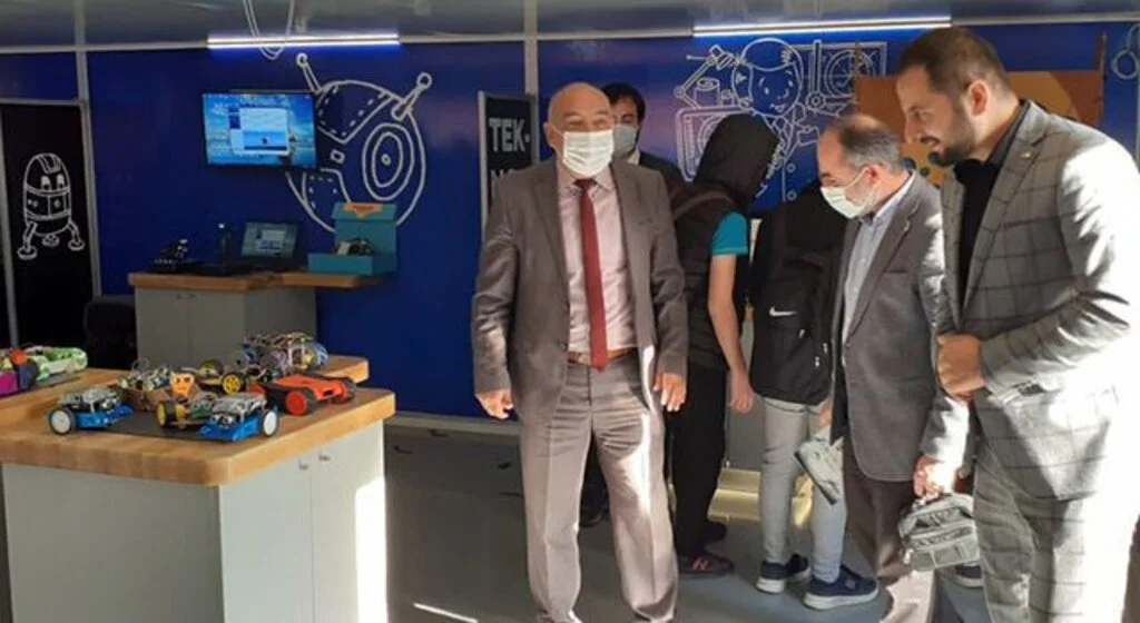 TÜGVA İcathane Kavak'ta 
