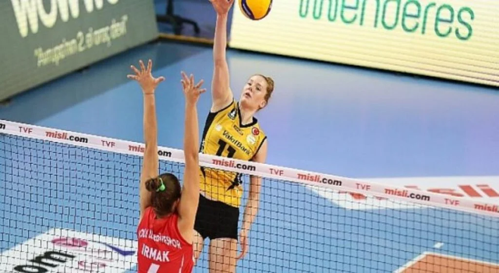 VakıfBank’tan 3-0’lık bir zafer daha