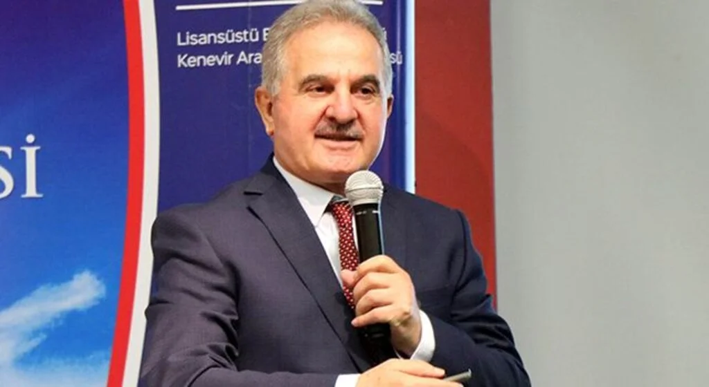 YÖKAK Başkanı Elmas: “Gençlerin değil hocaların değişmesi lazım, hocaların saltanatı bitti”