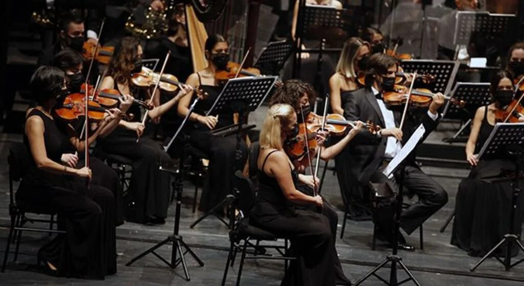 Yumak Orkestrası büyüledi