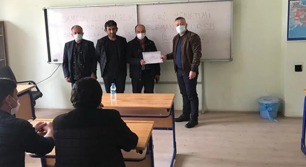 25 sürü yönetimi elemanı belgelerini aldı