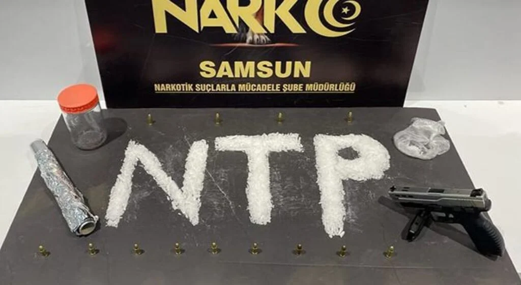 278 gram metamfetaminle yakalanan 2 kişiye gözaltı