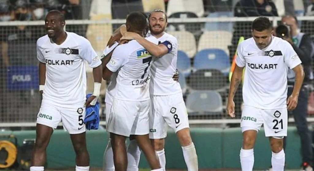 Altay'da herkes golcü