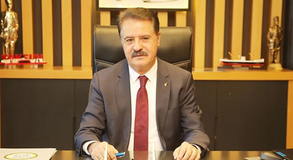 Atakum Belediye Başkanı Av. Cemil Deveci'den 24 Kasım Öğretmenler Günü mesajı