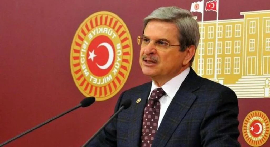 Aytun Çıray’dan Kıbrıs’la ilgili ‘gizli öneri’ iddiası