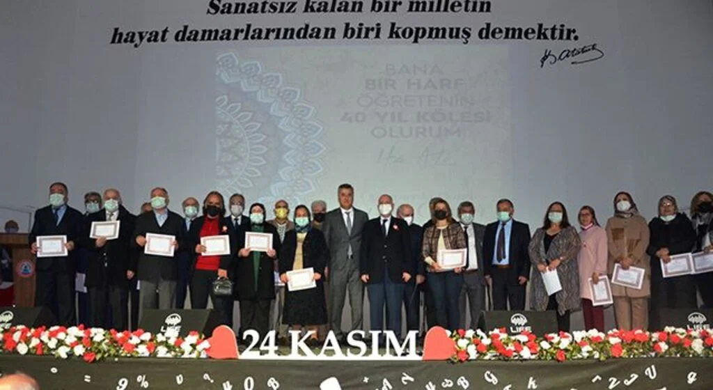 Bafra’da 24 Kasım Öğretmenler Günü kutlaması