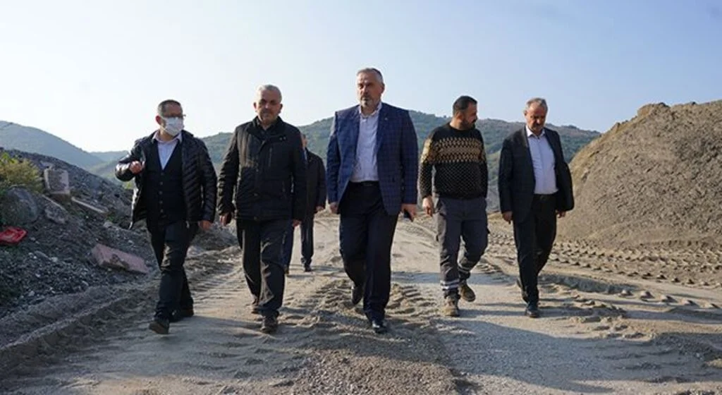 Bafra’ya sıkıştırılmış beton yol