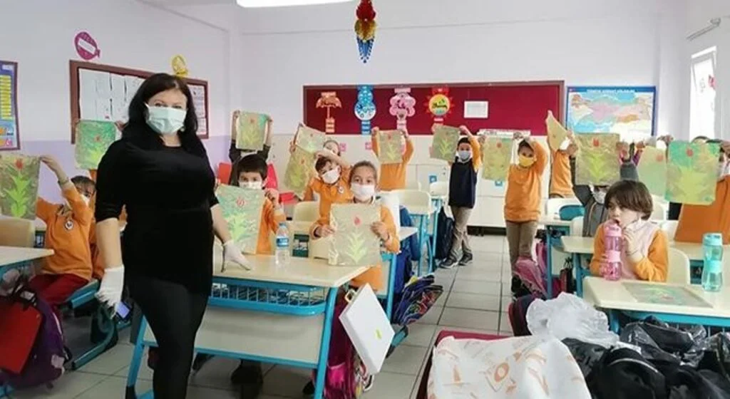 Çocuklar ‘ebru’yu sevdi