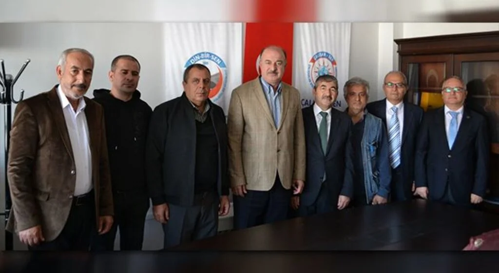 Dem Toç Sen Başkanı Dr. Hayati Oyanık Güven Tazeledi