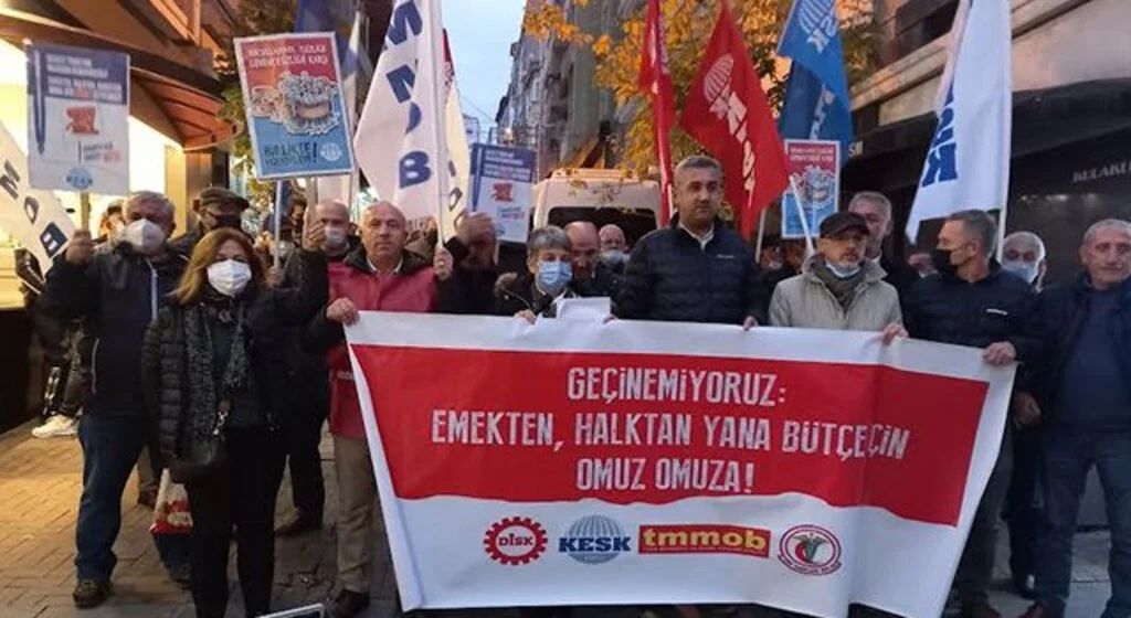 DİSK, KESK, TMMOB ve TTB üyelerinden 'Geçinemiyoruz' isyanı