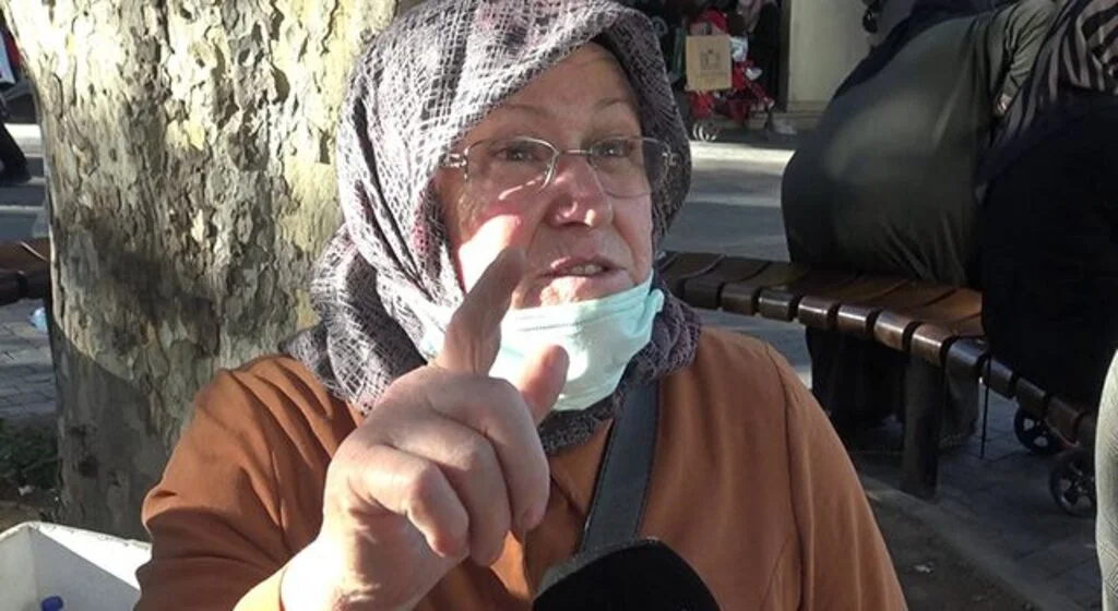 Engelli maaşıyla geçinen Hatun teyze: “Allah benim ömrümden alsın cumhurbaşkanıma versin”