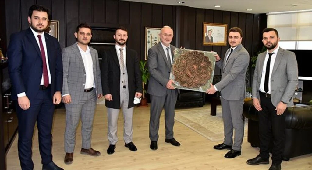 Genç MÜSİAD'dan Rektör Ünal'a ziyaret