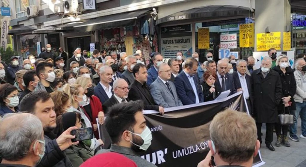 İki isme açılan davaya tepki