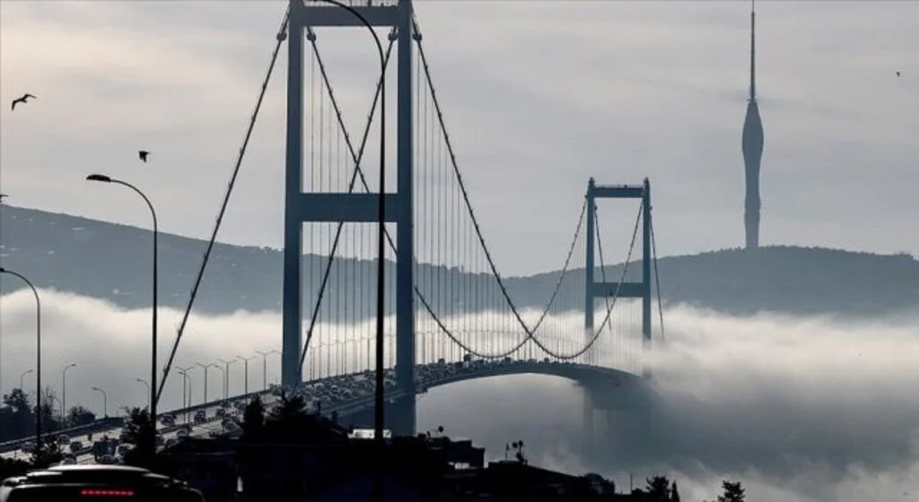 İstanbul'da yoğun sis etkili oluyor