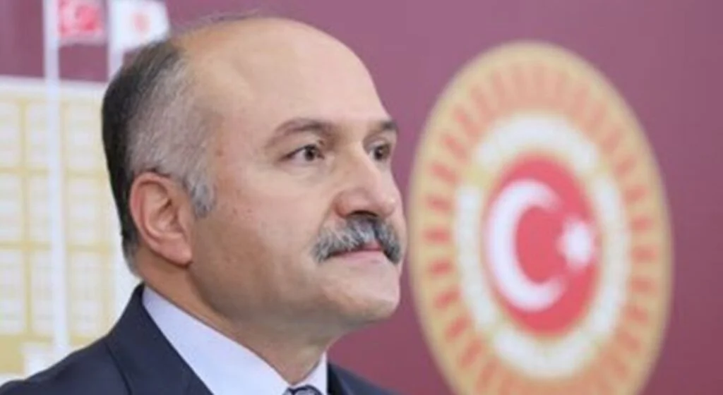 İYİ Parti Genel Başkan Yardımcısı Erhan Usta: Elektriği pahalı taşıyoruz