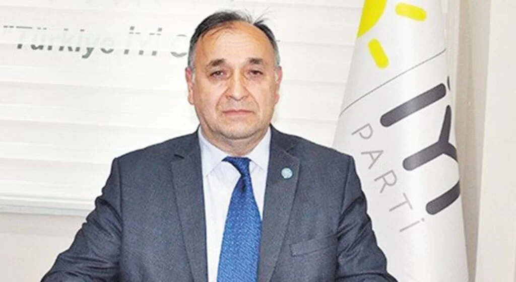 İYİ Parti Salıpazarı İlçe Başkanı Şakir Şahin: Çözüm sokakta değil sandıkta
