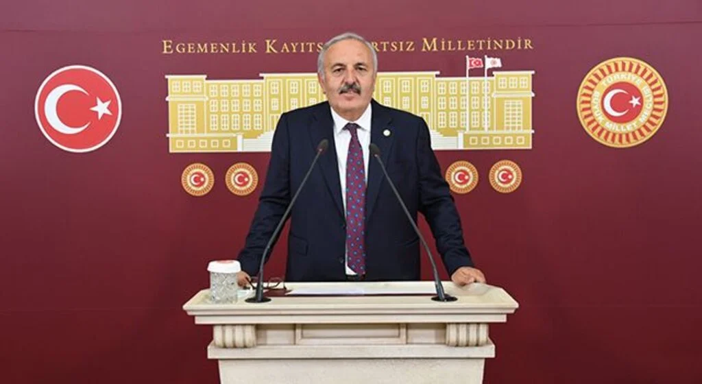 İYİ Parti Samsun Milletvekili Bedri Yaşar: İnşaat sektörü alarm veriyor