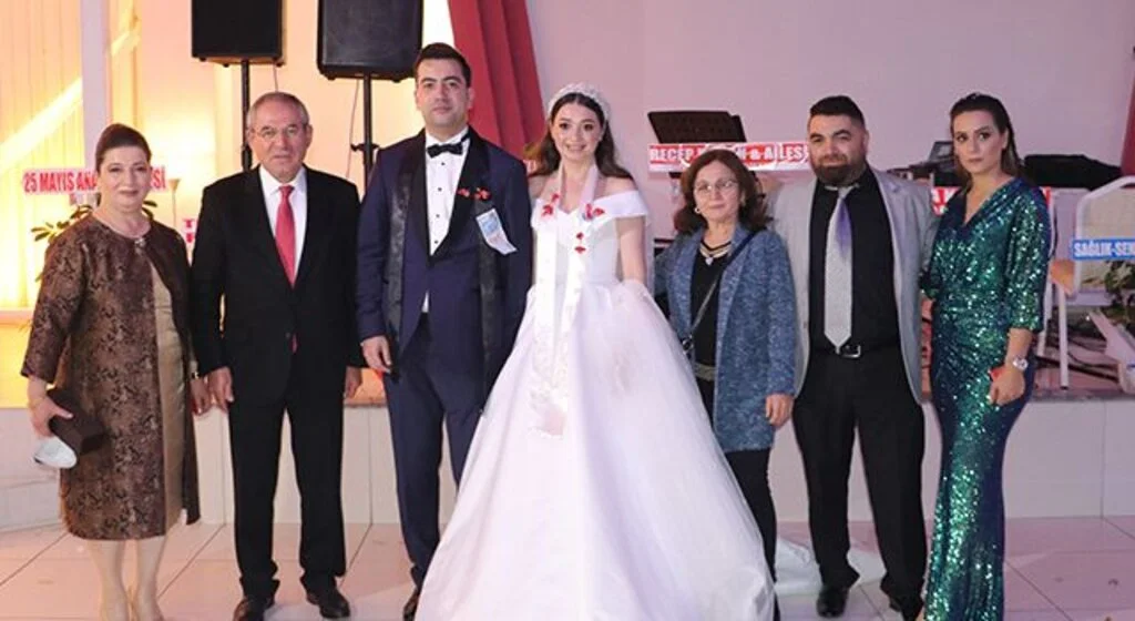 Mutlu ve Güvendi dünya evine girdi