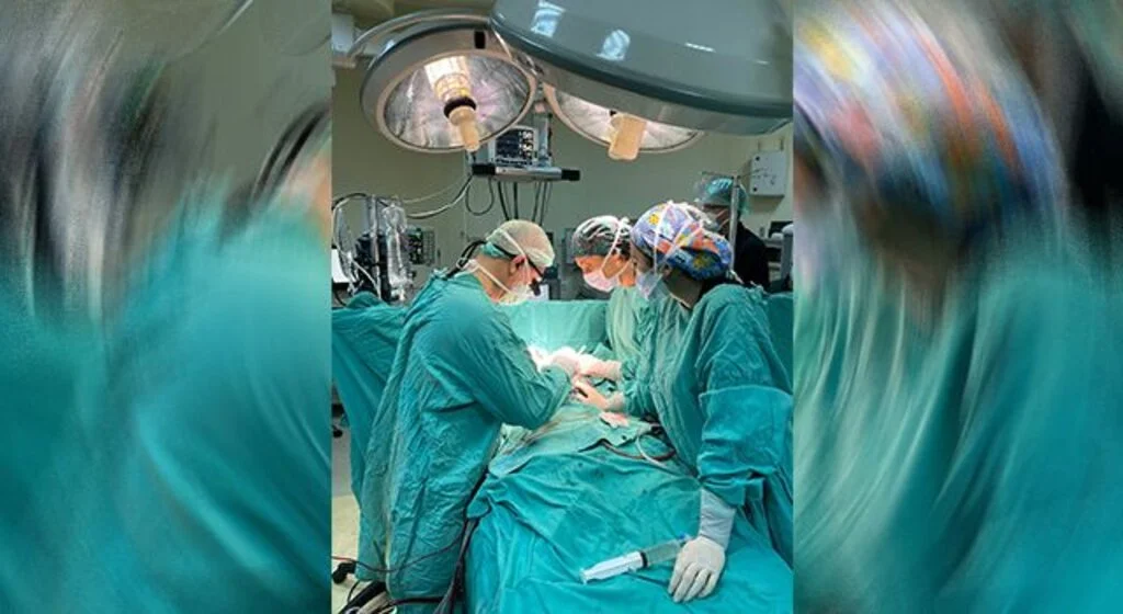 OMÜ Tıp Fakültesi Hastanesi koltukaltından kalp ameliyatına başladı