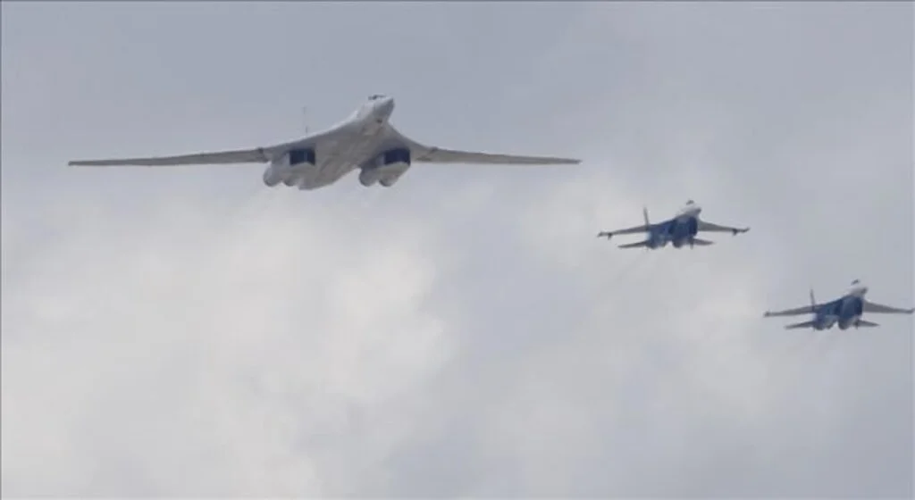 Rus savaş uçakları Belarus hava sahasında devriye uçuşu gerçekleştirdi