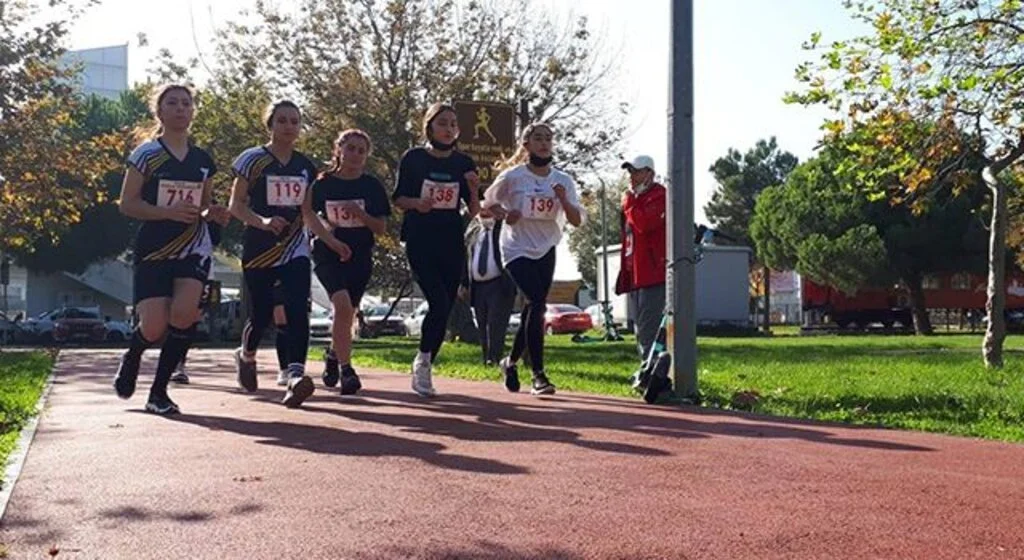 Samsun Canik Doğupark'ta Yarışlar Nefes Kesti