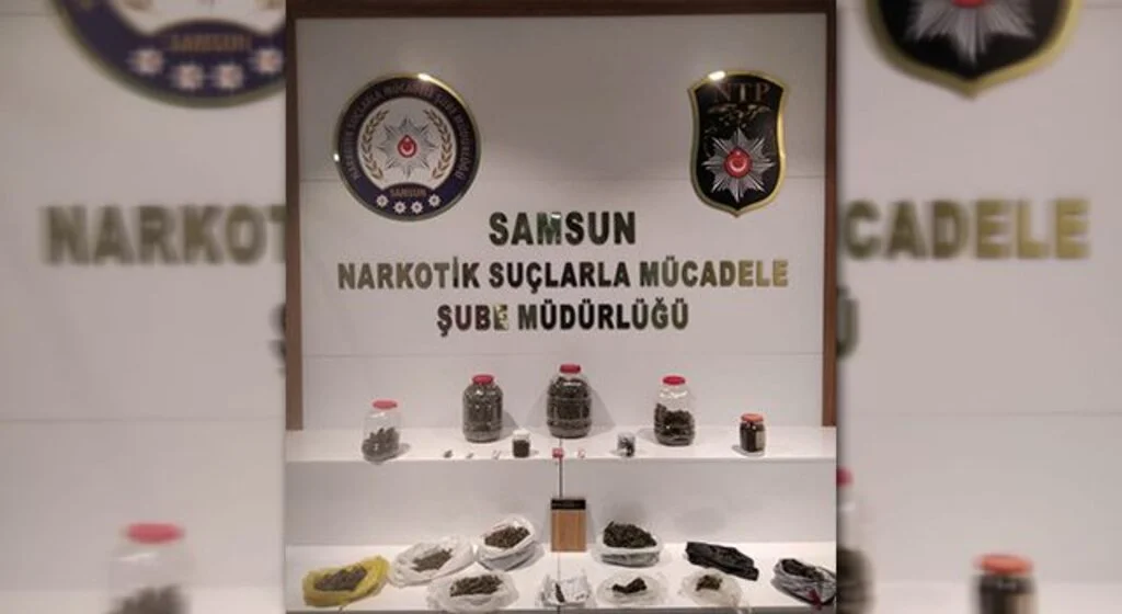 Samsun’da 2,8 kilo esrar ele geçirildi: 3 gözaltı
