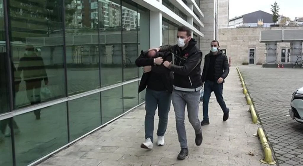 Samsun'da 2,8 kilo esrar ele geçirildi: 3 şahıs adliyeye sevk edildi