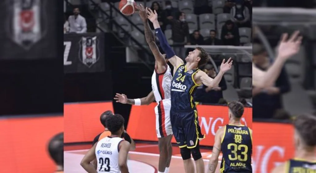 Samsunlu basketbol hakemi Alper Özgök'e tam not
