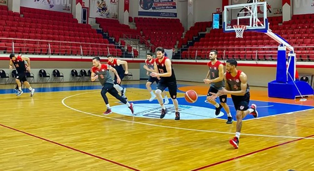 Samsunspor Basketbol İlk Yenilgisini Manisa BB Karşısında Aldı