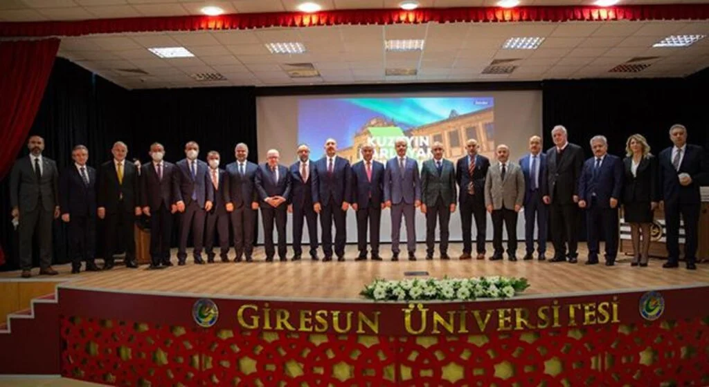 ÜNİ-DOKAP heyeti Giresun'da buluştu