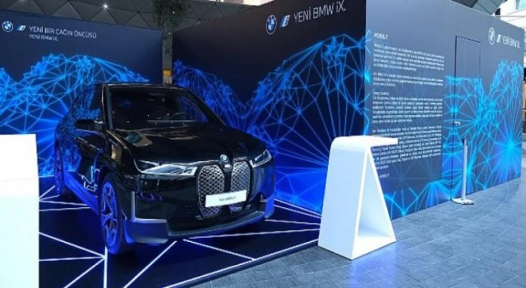 Yeni BMW iX 13-30 Kasım Tarihlerinde Kanyon AVM’de Meraklılarıyla Buluşuyor