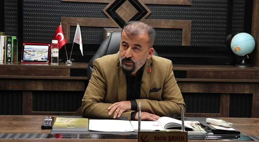 Yeniden Refah Partisi Samsun İl Başkanı Salih Şahin: Türk Lirası eriyor