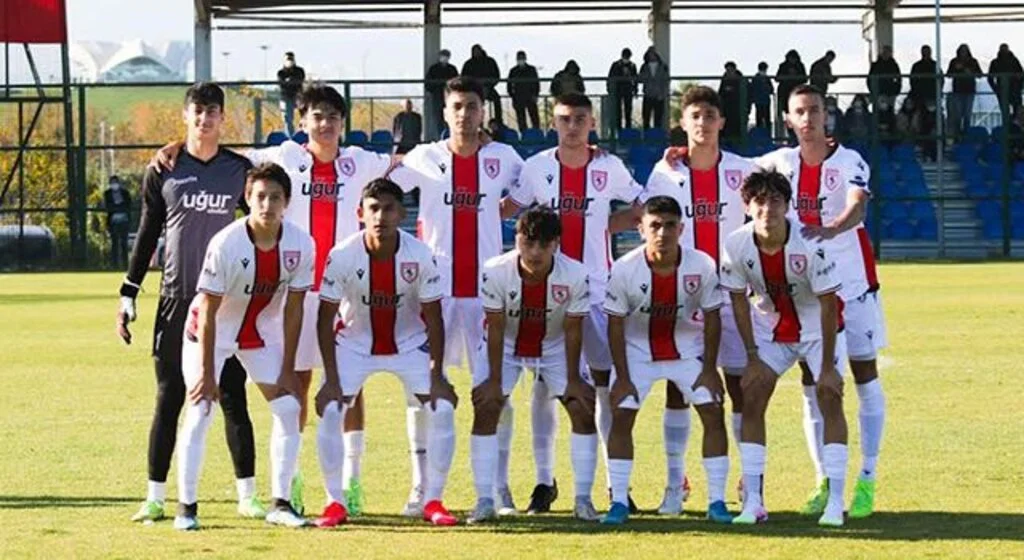 Yılport Samsunspor U17: 2 Çaykur Rizespor U17: 2