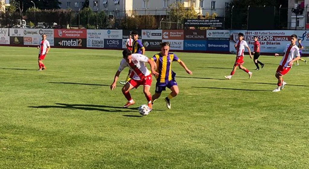 Yılport Samsunspor U19'un Bileği Bükülmüyor