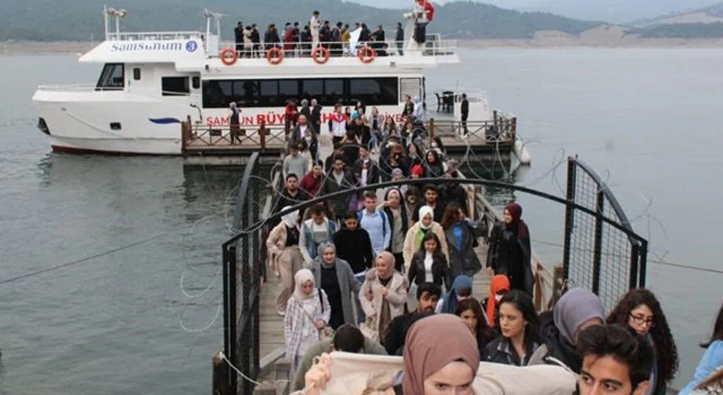 'Yolların konforu arttı, köye dönüş başladı'