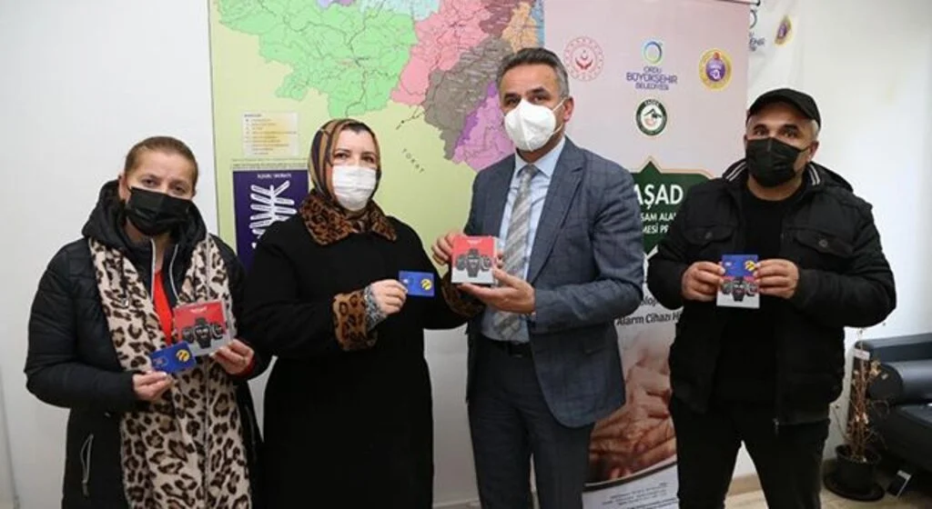 Akıllı saatler yaşlıları bulacak