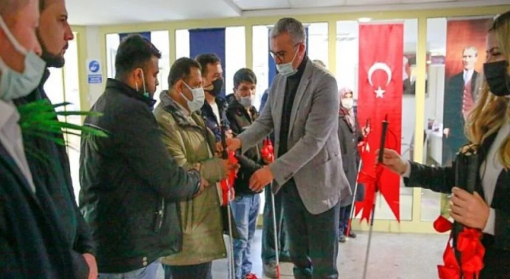 Aydın Büyükşehir Belediyesi Görme Engellilerin Yanında