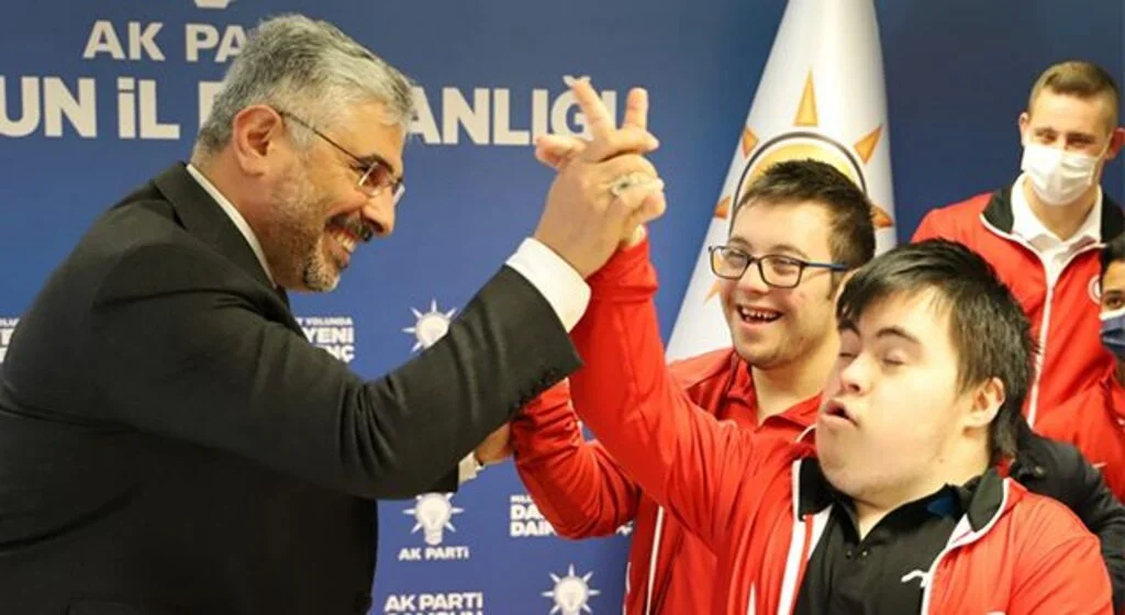 Başkan Aksu Engelli Sporcularla Bir Araya Geldi