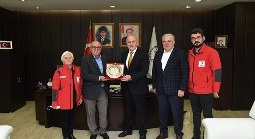 Başkan Bulut: “OMÜ’nün desteği Samsun Kızılay’a güç katıyor”
