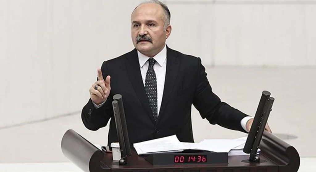 'Bu millet kurtarıcısız kalmaz'