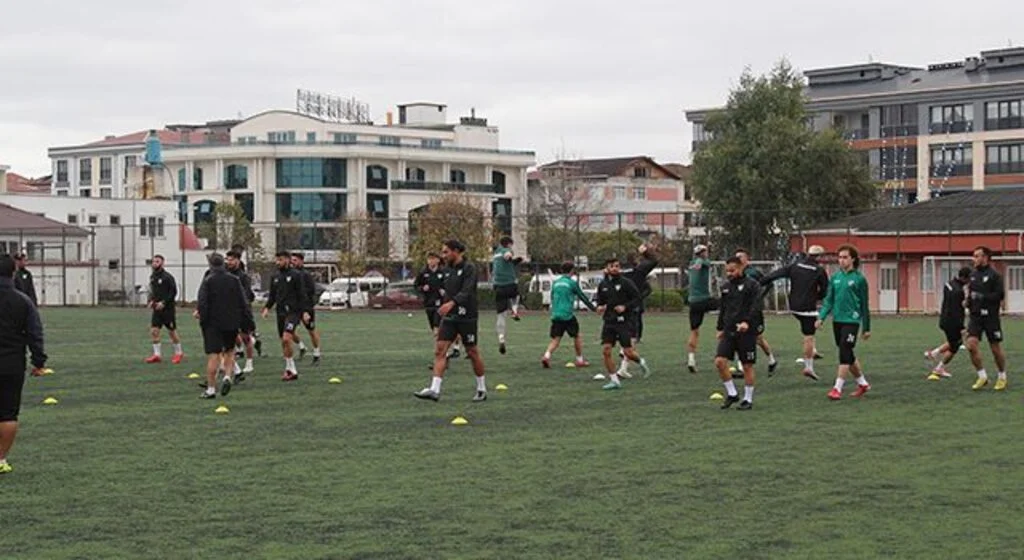 Çarşamba'da futsal'da Teknoloji Koleji Penaltılarda kazandı