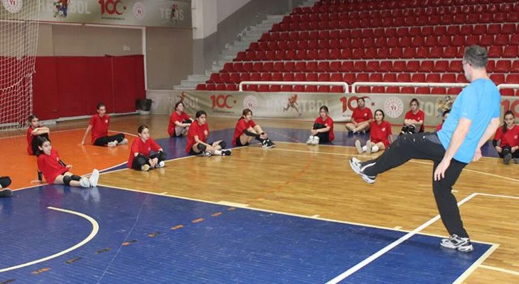 Gençlik ve Spor Kulübü Voleybol'da Yoğun Mesai