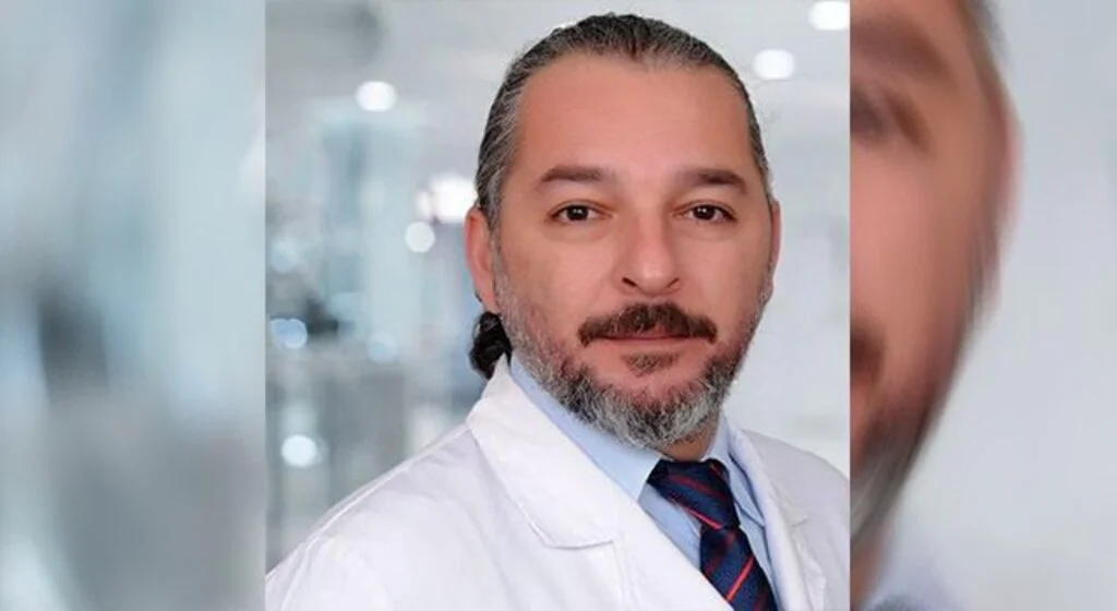Hava almak için çıktığı balkonda vuruldu