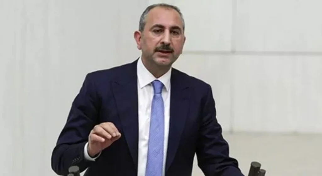 İş arayanlara müjdeli haber! Bakanlık 12 bin personel alacak