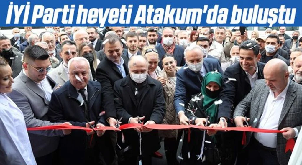 İYİ Parti heyeti Atakum'da buluştu