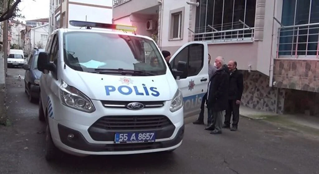 Mahsur kalan kedi için polis ve itfaiye ekipleri seferber oldu